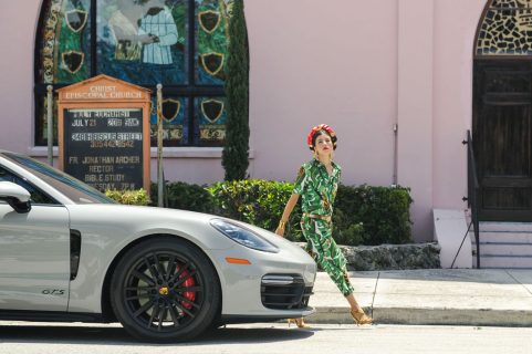 Miami based fashionista, Danié Gomez-Ortigoza @journeyofabraid to enjoy a ride in the stunning Porsche Panamera Sport Turismo GTS from THE COLLECTION Porsche