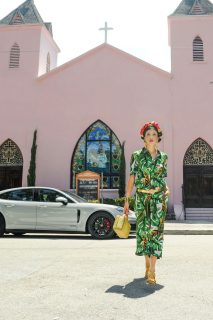 Miami based fashionista, Danié Gomez-Ortigoza @journeyofabraid to enjoy a ride in the stunning Porsche Panamera Sport Turismo GTS from THE COLLECTION Porsche