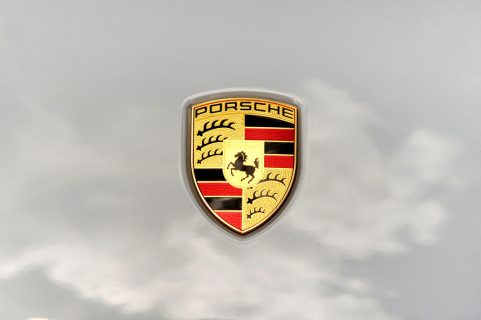 Miami based fashionista, Danié Gomez-Ortigoza @journeyofabraid to enjoy a ride in the stunning Porsche Panamera Sport Turismo GTS from THE COLLECTION Porsche