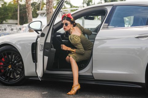 Miami based fashionista, Danié Gomez-Ortigoza @journeyofabraid to enjoy a ride in the stunning Porsche Panamera Sport Turismo GTS from THE COLLECTION Porsche